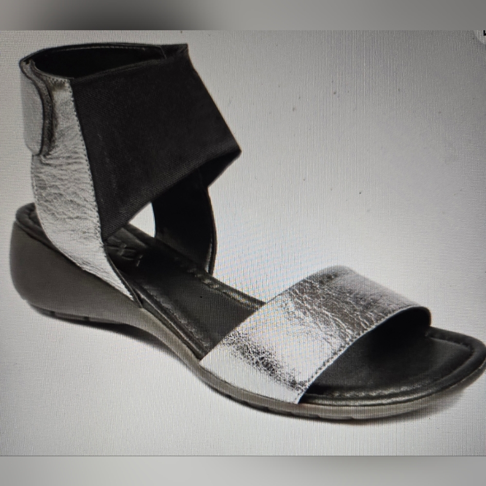 FLEXX Band Leather Sandals sz 10M NWB